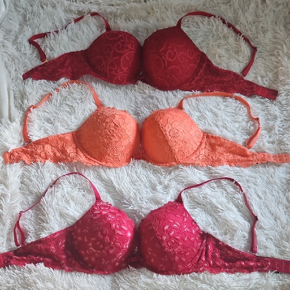 ❤️🧡NEW FREDERICK'S OF HOLLYWOOD EXTREME LACE PUSH UP BRA BUNDLE RN73120🧡❤️
